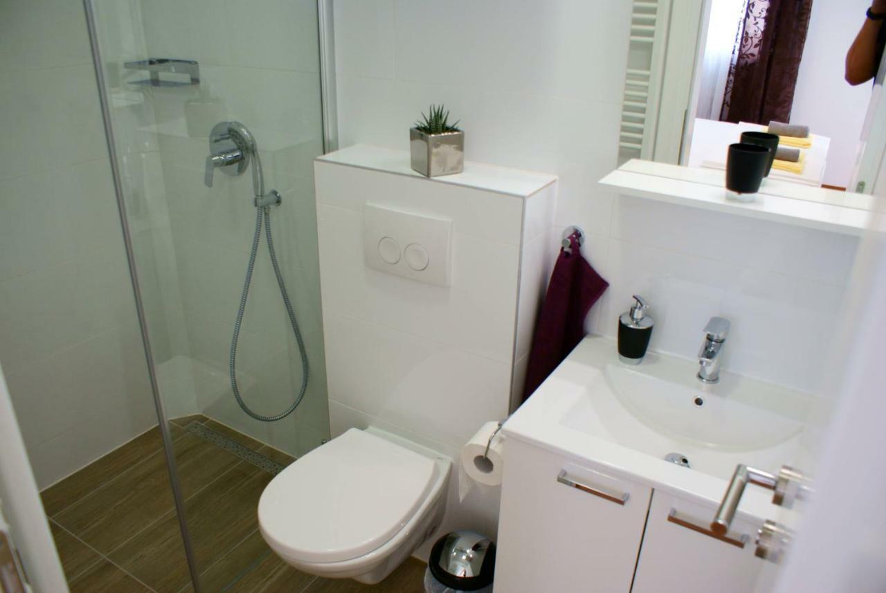 Luxury Apartment Luka Omiš Buitenkant foto