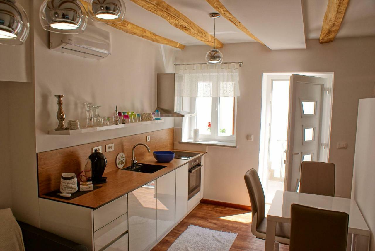 Luxury Apartment Luka Omiš Buitenkant foto